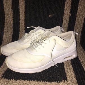 Nike Air Thea Size 9.5